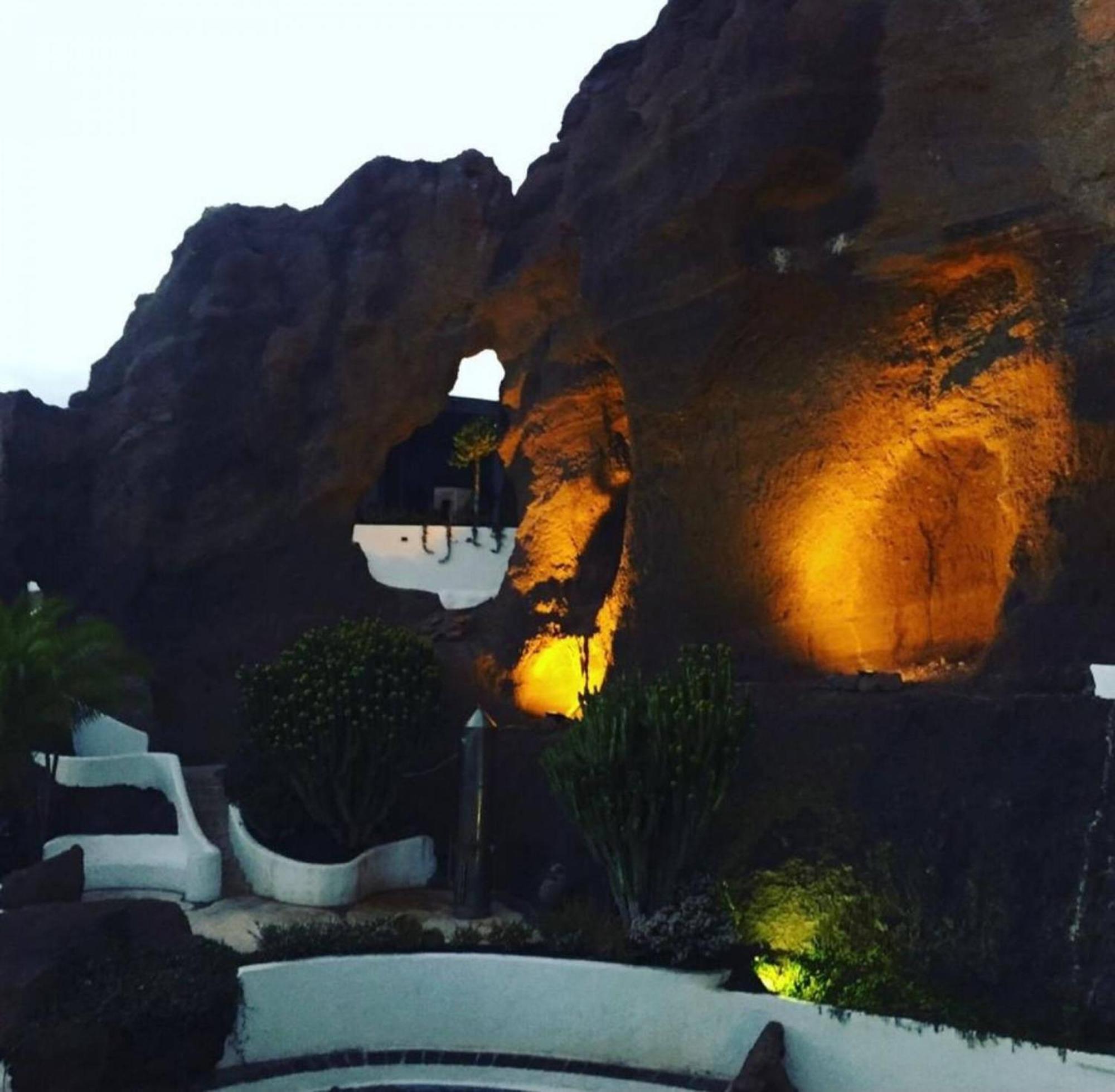 מלון Casa Bianca Caleta De פאמארה מראה חיצוני תמונה